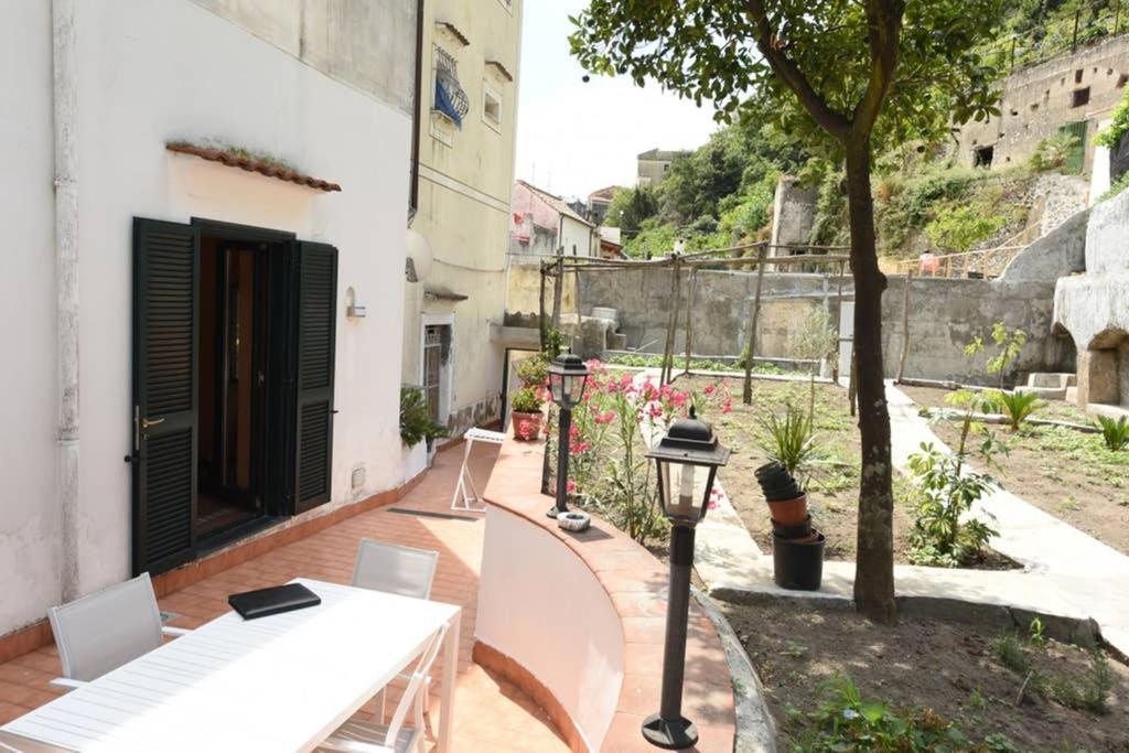 Casa Annali - House And Garden By The Amalfi Coast Villa Maiori Exterior photo