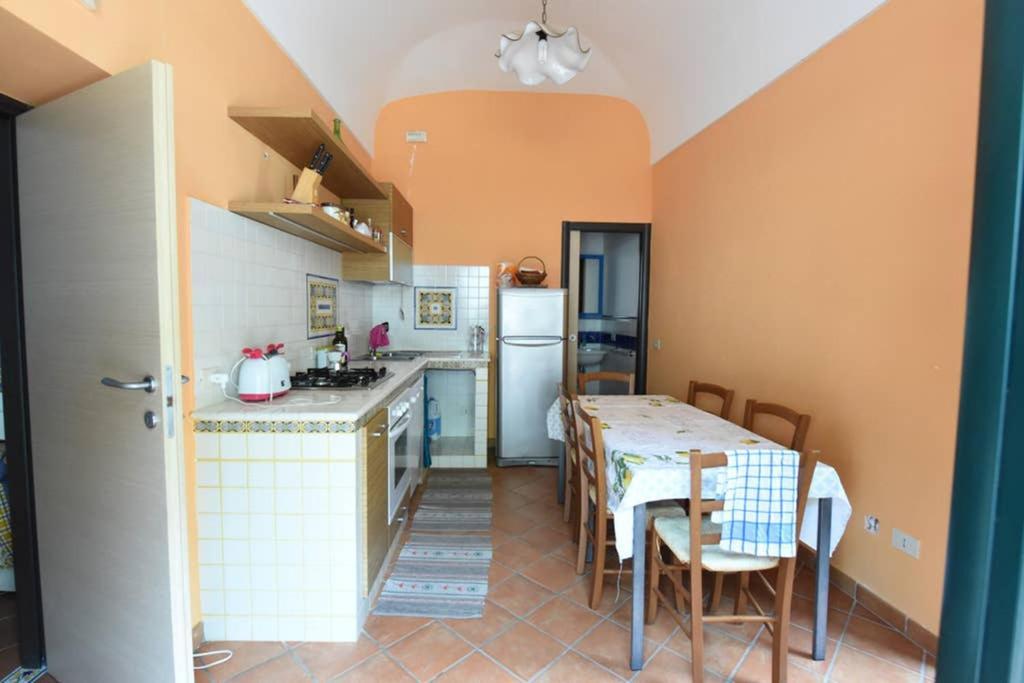 Casa Annali - House And Garden By The Amalfi Coast Villa Maiori Exterior photo